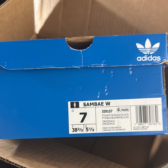 SAMBAE WHITE AND TAN BRAND NEW in the box . Hot Summer Shoe babes ! - Picture 2 of 3